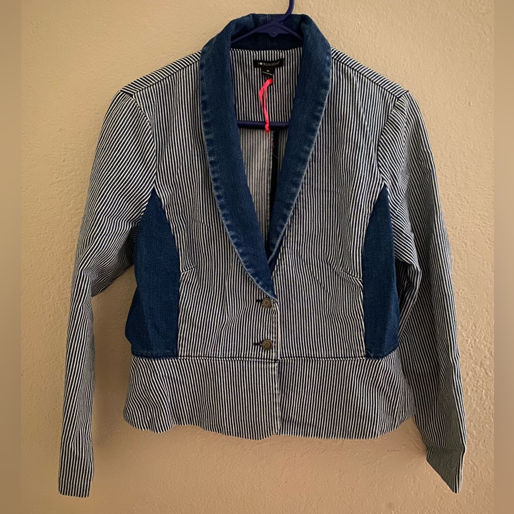 Women’s Jacket